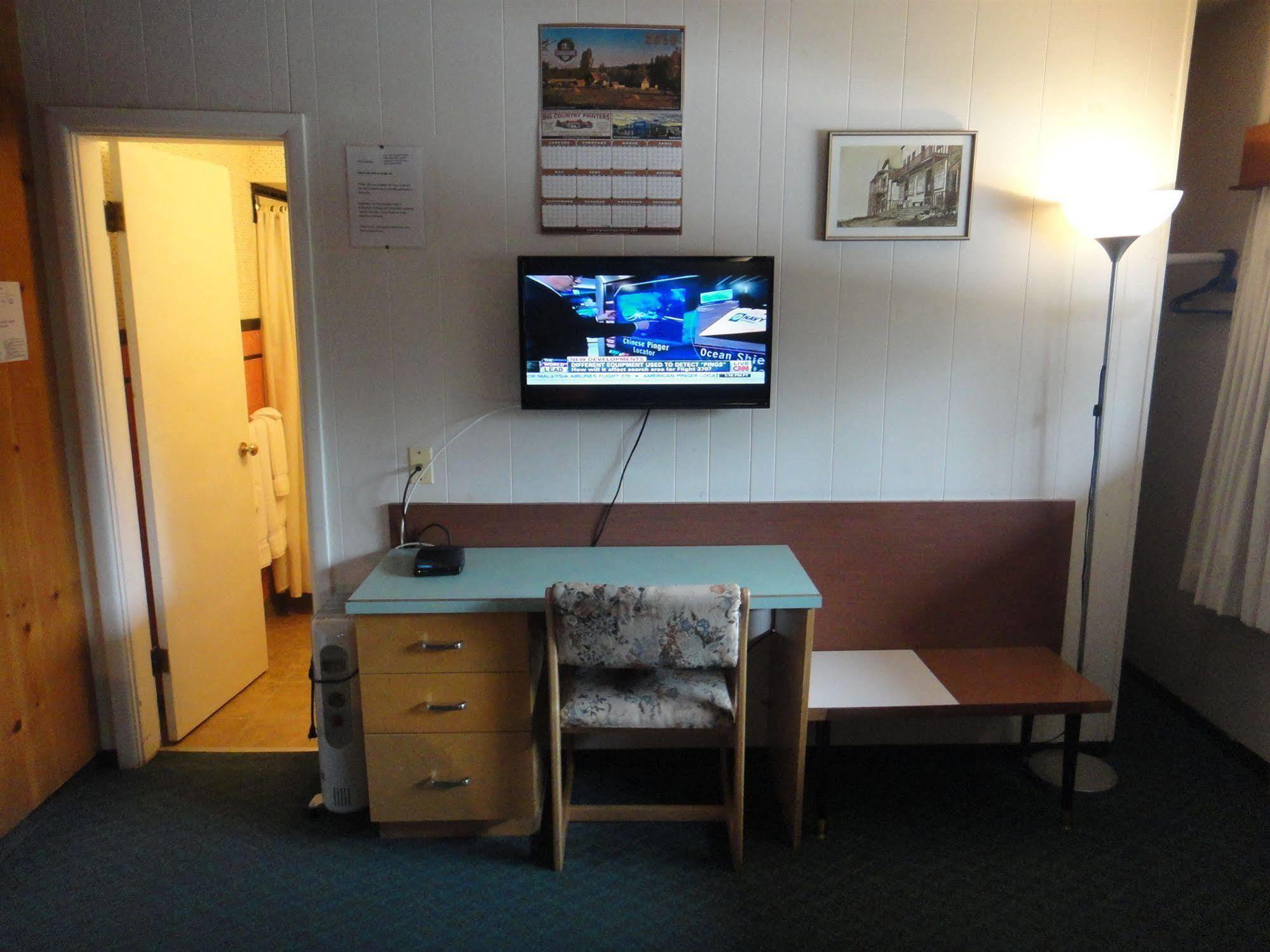 Airport Inn Кенель Экстерьер фото